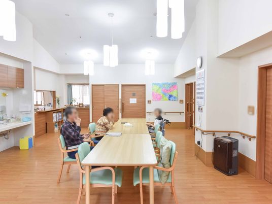 和やかな居室の様子