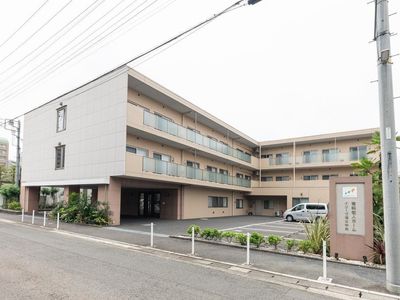 清潔感ある施設外観