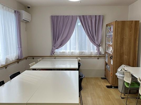 明るい多目的室  