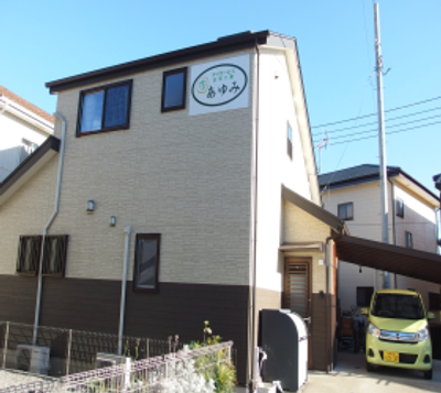 日差しが入る外観