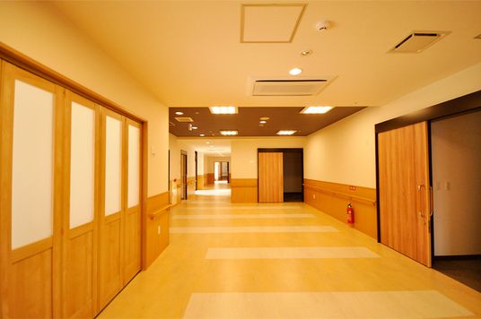 広々とした廊下