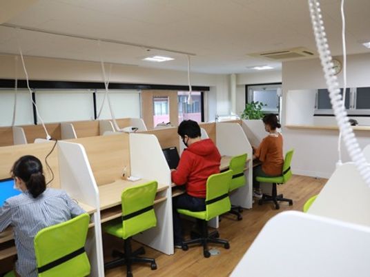 パソコン作業の共有室  