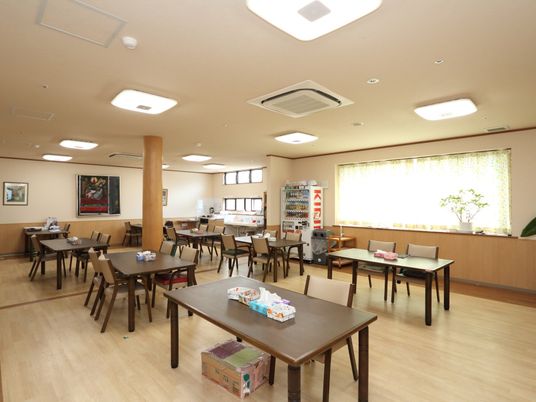 広々とした清潔な食堂