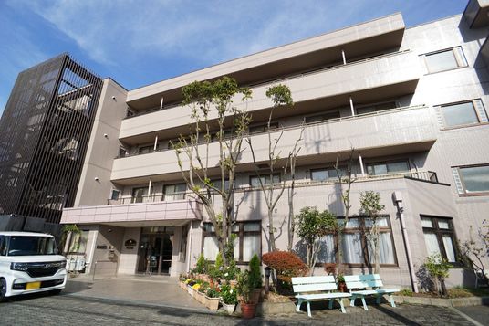 快適な環境の施設外観
