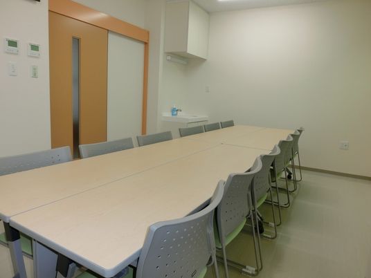 会議用の多目的室  