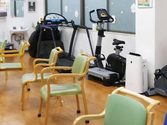 運動器具のある訓練室  