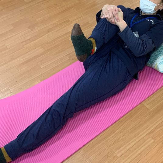 運動するスタッフの様子