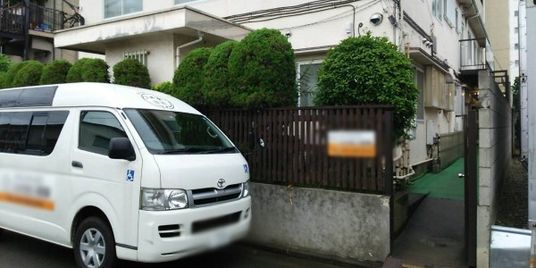 緑豊かな外観