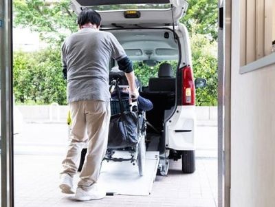 車椅子での乗車支援
