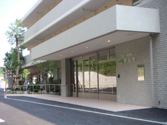 開放的な玄関エントランス
