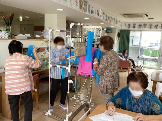 自然光の入る室内