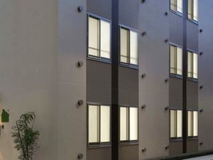 シンプルな建物外観