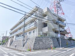 都市型の建物外観