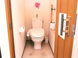 清潔なトイレスペース