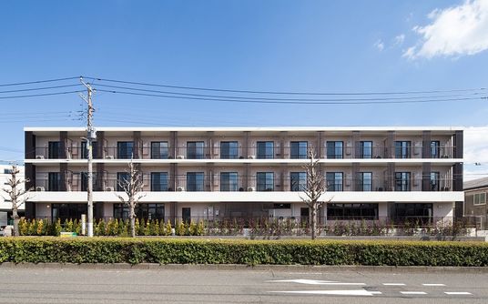 モダンな建物の外観