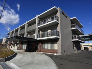 モダンな建物の外観