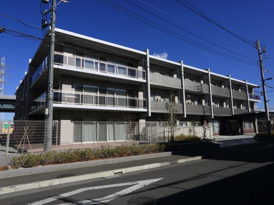 清潔感のある施設の外観