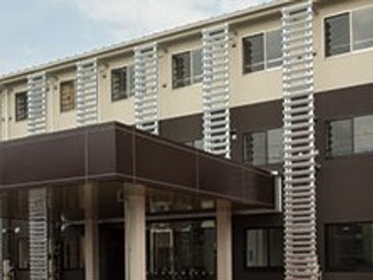 モダンな建物の外観