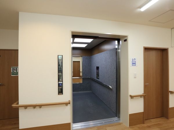 エレベーターホール清潔感