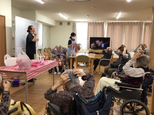 体操の様子