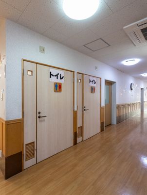 廊下の居室入口