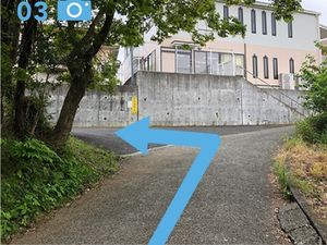 施設へ続く外通路  