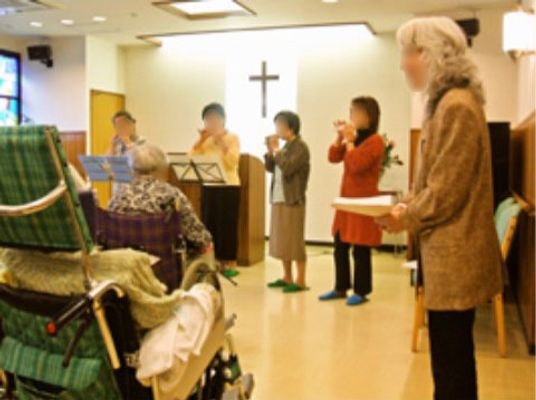 礼拝の様子表現集会