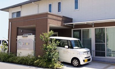 エントランス外観