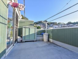 日当たりの良いテラス