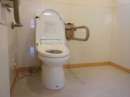 トイレのバリアフリー設計