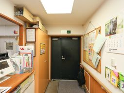 事務所の入り口