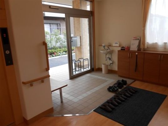 エントランスの静かな風景