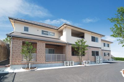 日差しが入る外観