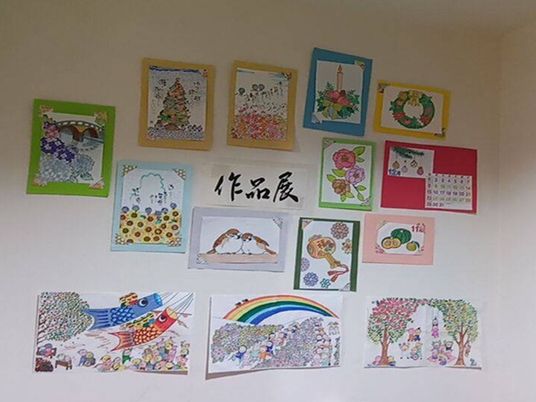 作品展示の壁面  