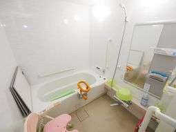 バリアフリー浴室設備