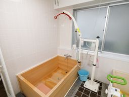 清潔な浴室設備
