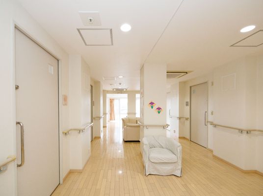 清潔な廊下の風景