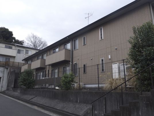 落ち着いた外観