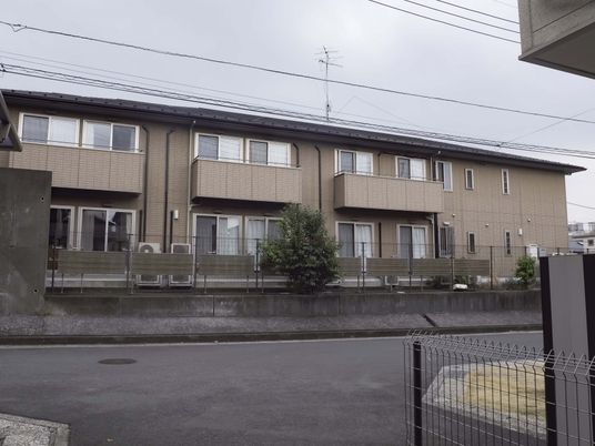 落ち着いた住宅の外観