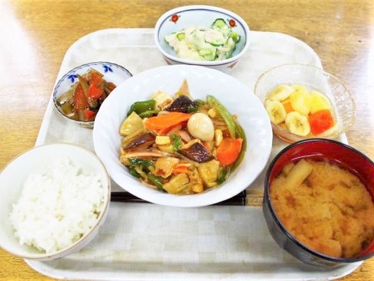 栄養バランスの取れた食事