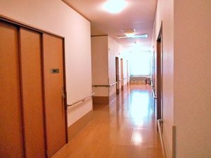 明るい廊下