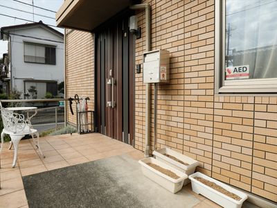 エントランス付近の外観