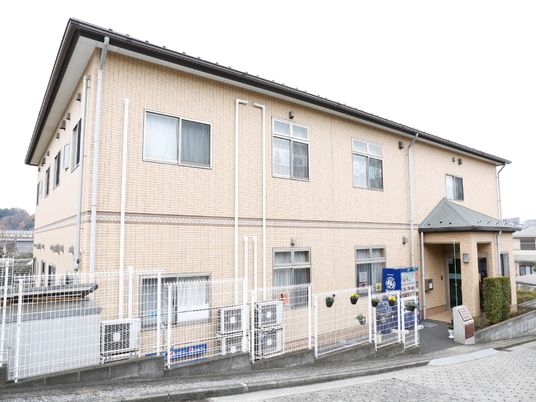 外壁タイルの落ち着いた建物