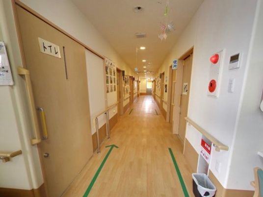 明るい廊下