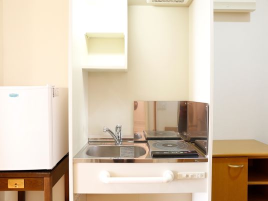 コンパクトなキッチン設備