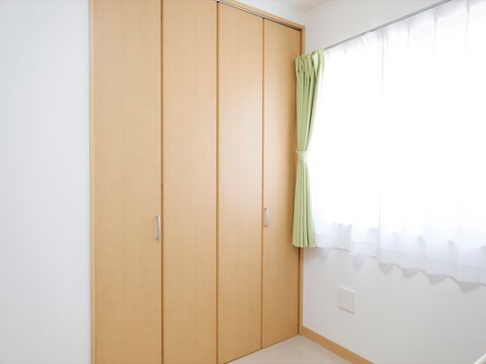きれいな居室のクローゼット