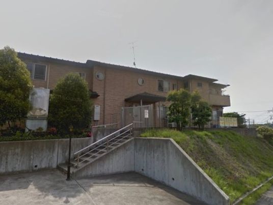 暖かみのある建物外観