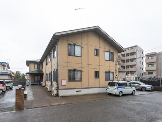 駐車場付き外観