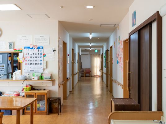 落ち着いた廊下