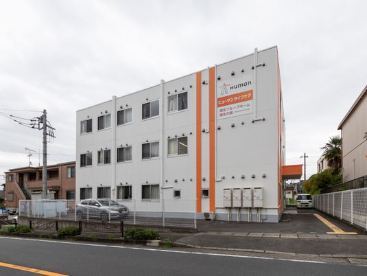外観の建物正面  